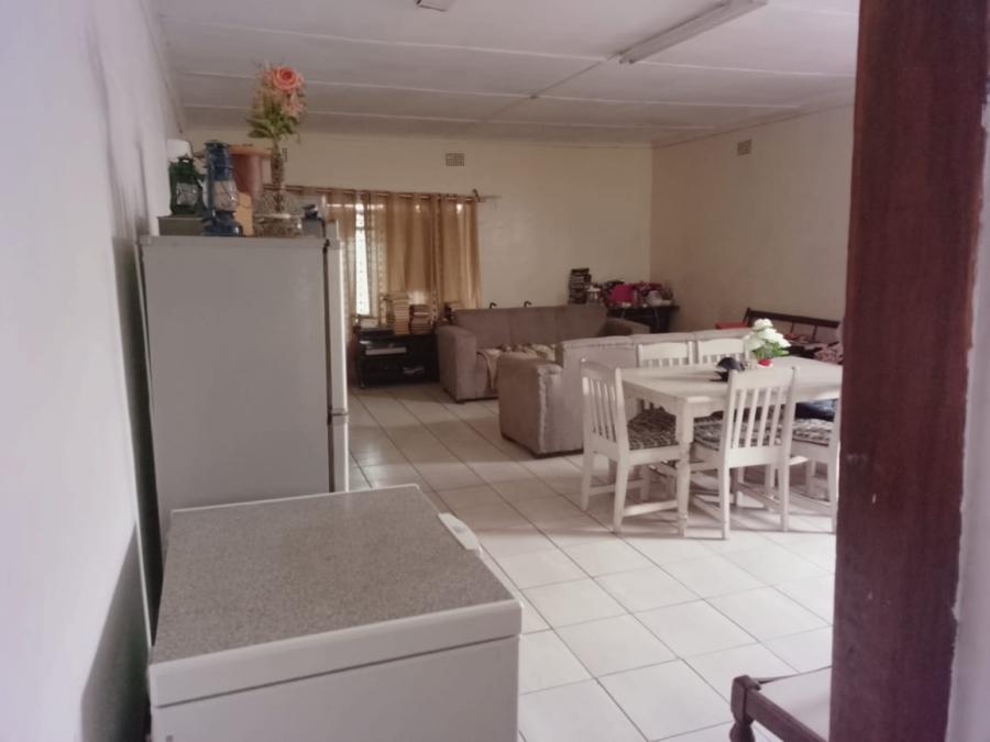5 Bedroom Property for Sale in Oos Einde North West
